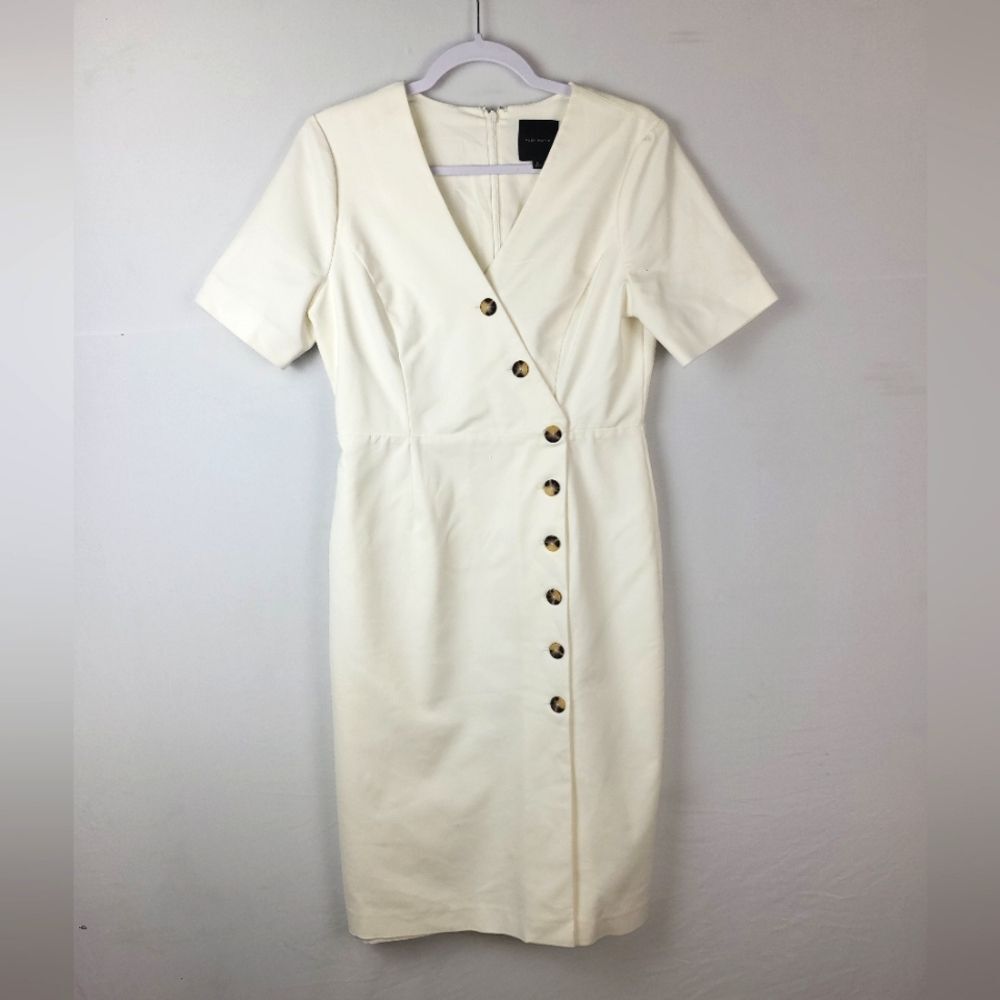 Alex Marie Asymetrical Button Up White Vneck Short Sleeve Midi Sheath Dress 6